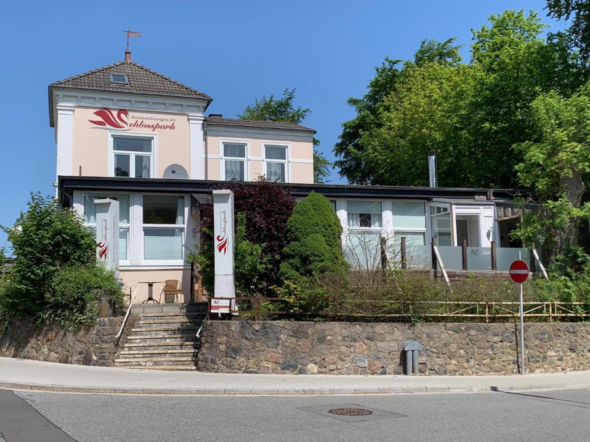 Ferienwohnung Am Schlosspark - App Ostsee-Perle Glücksburg Exterior foto